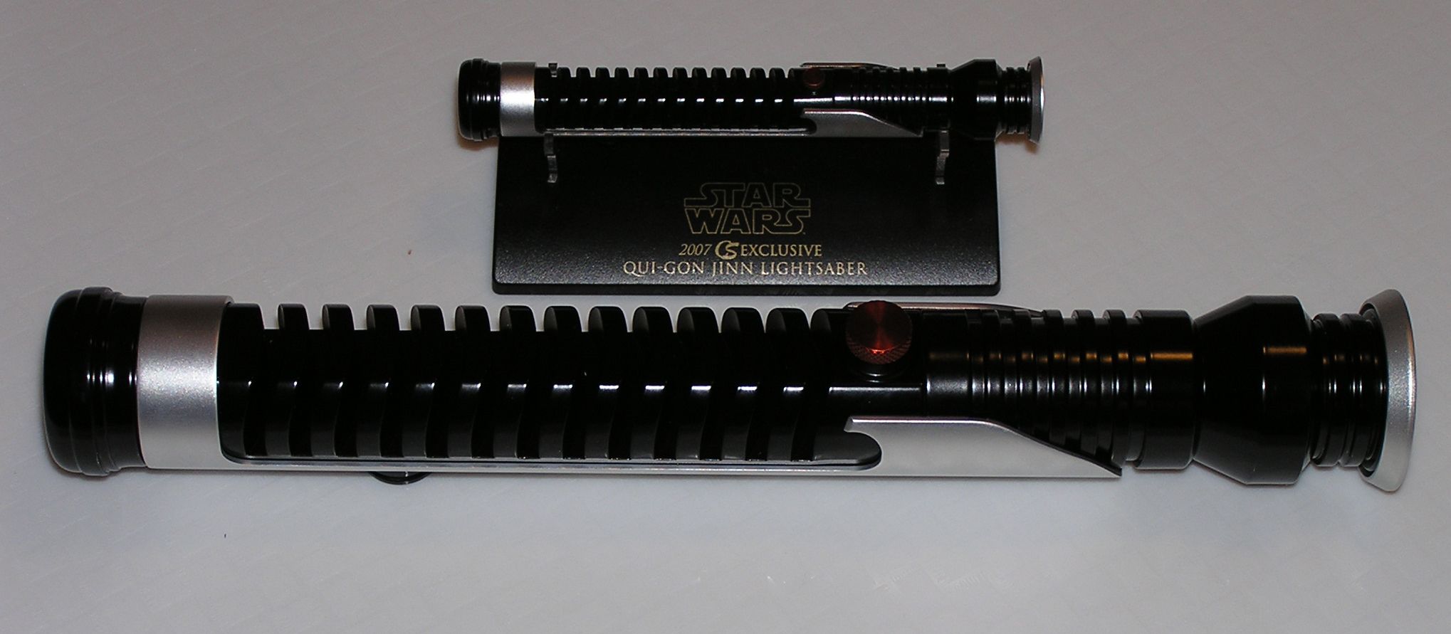 collector's edition vs scaled replica lightsaber